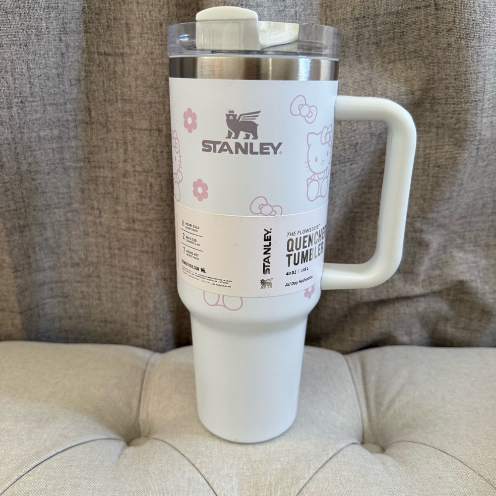 Stanley White Tumbler with Handle